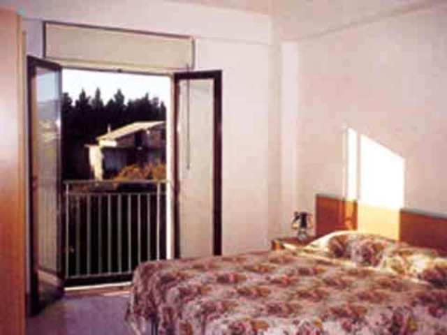 Aquamarine Residence Davoli Habitación foto